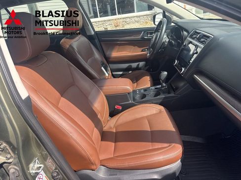 Used 2019 Subaru Outback 2.5i Touring image 31