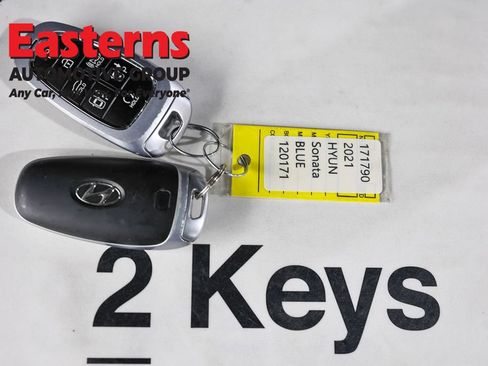 Used 2021 Hyundai Sonata Limited w/ Winter Weather Package FWD image 26