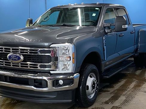 Used 2025 Ford F350 XLT AWD/4WD image 5