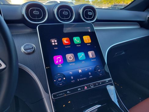 Certified 2025 Mercedes-Benz C 300 Sedan image 31