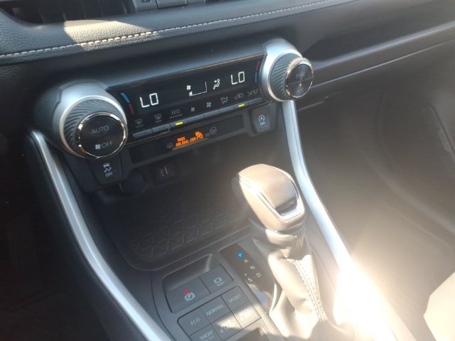 Used 2025 Toyota RAV4 XLE Premium AWD/4WD image 16