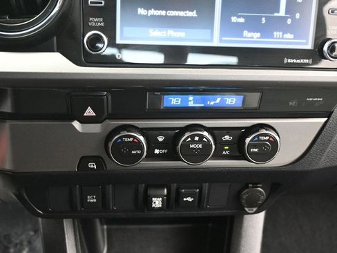 Used 2021 Toyota Tacoma SR5 image 15