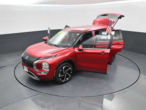 Used 2024 Mitsubishi Outlander SE AWD/4WD image 44