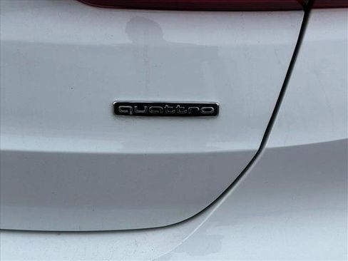 Used 2025 Audi Q3 2.0T Premium image 6