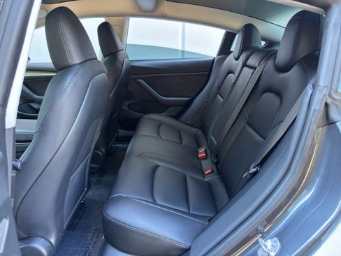 Used 2023 Tesla Model 3 Standard Range RWD image 43