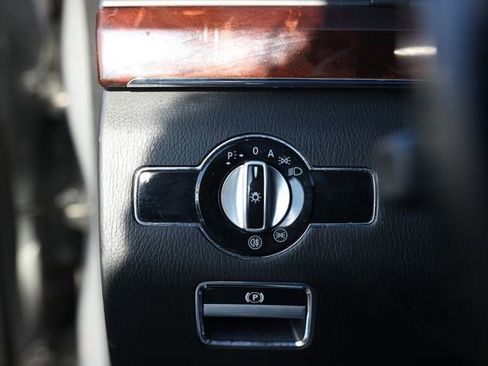 Used 2012 Mercedes-Benz S 550 4MATIC image 53