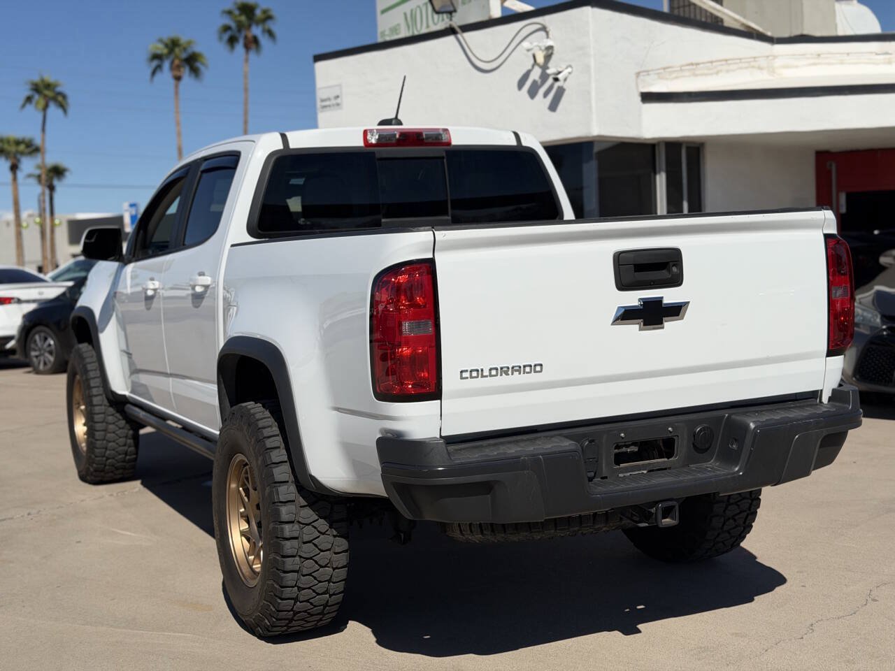 Used 2018 Chevrolet Colorado ZR2 w/ ZR2 Dusk Special Edition AWD/4WD image 19