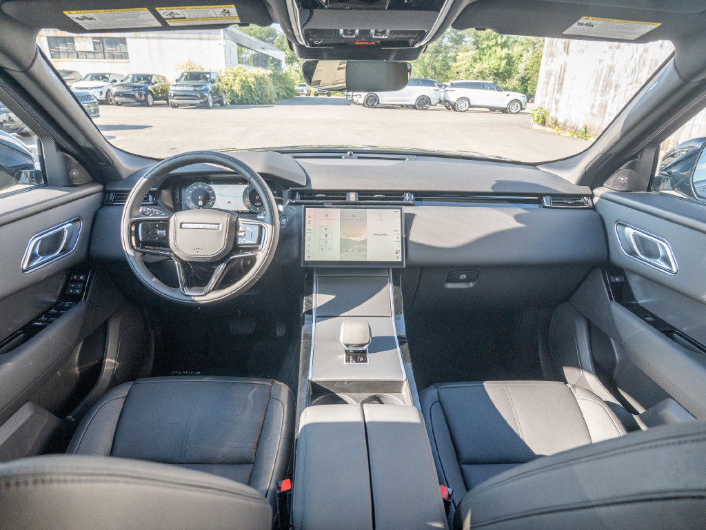 New 2026 Land Rover Range Rover Velar S AWD/4WD image 17