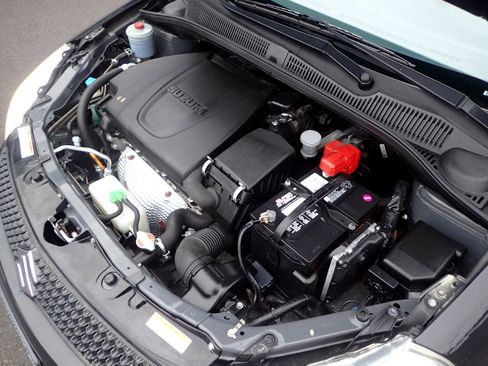 Used 2012 Suzuki SX4 AWD Hatchback image 20