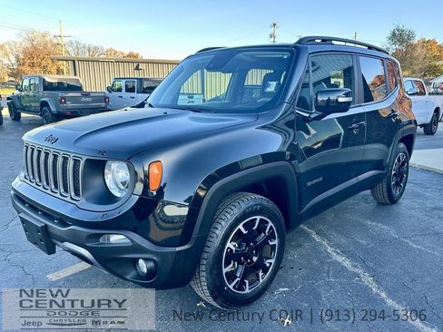 Used 2023 Jeep Renegade Latitude image 1