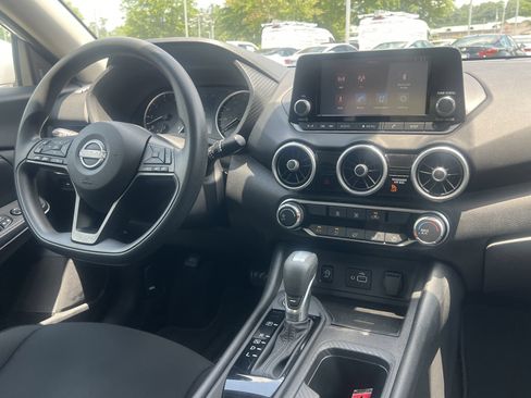 Used 2024 Nissan Sentra S FWD image 3