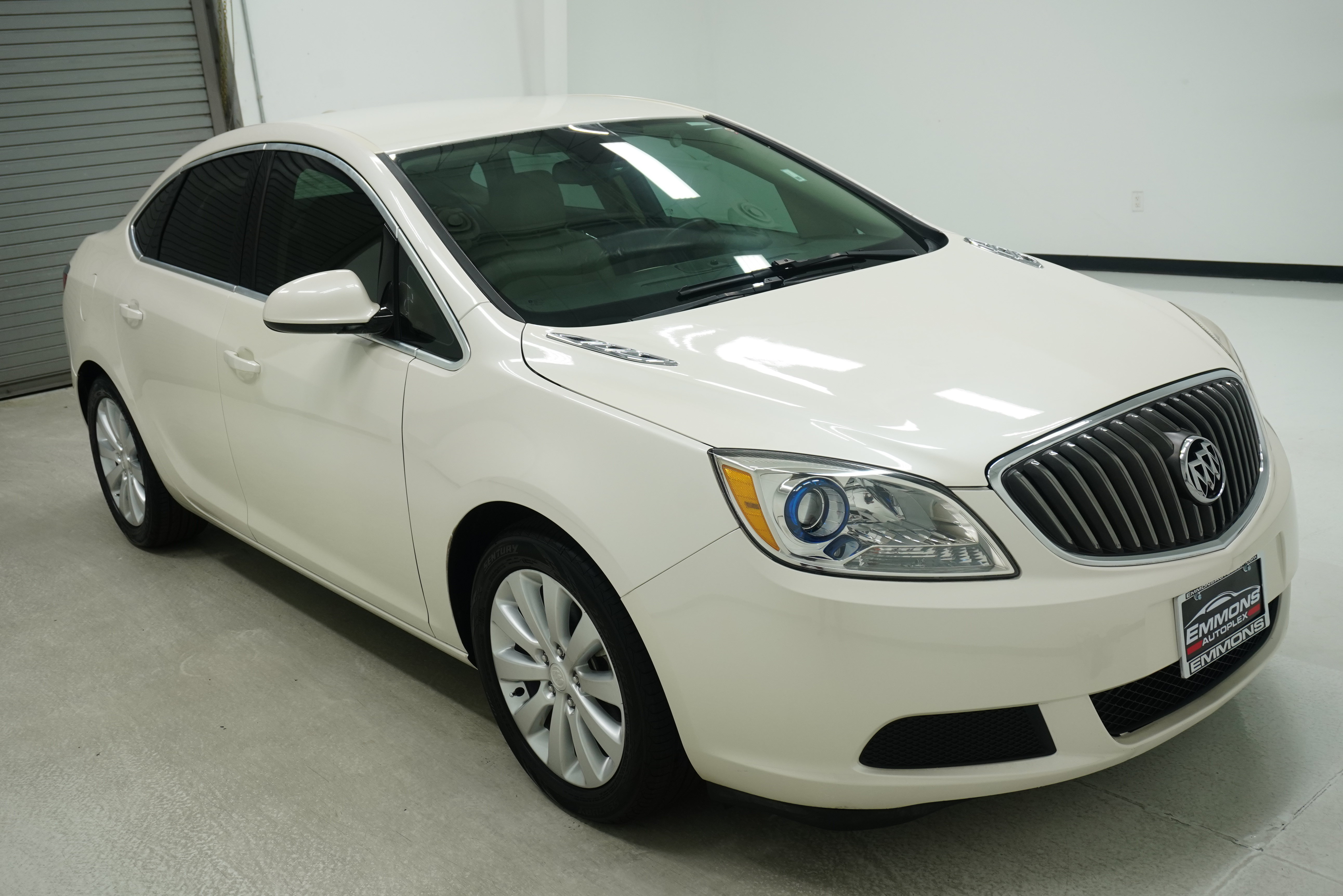 Used 2016 Buick Verano w/ Comfort Package FWD image 3