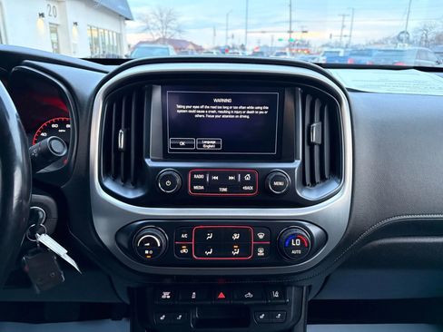 Used 2016 GMC Canyon SLT w/ Driver Alert Package image 18