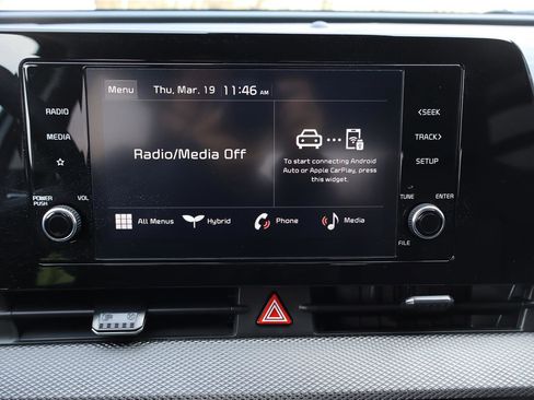 Certified 2025 Kia Sportage LX image 20