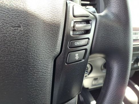 Used 2022 Nissan Frontier S w/ Technology Package AWD/4WD image 22