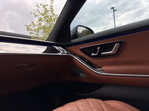 Used 2024 Mercedes-Benz S 580 4MATIC Sedan image 59