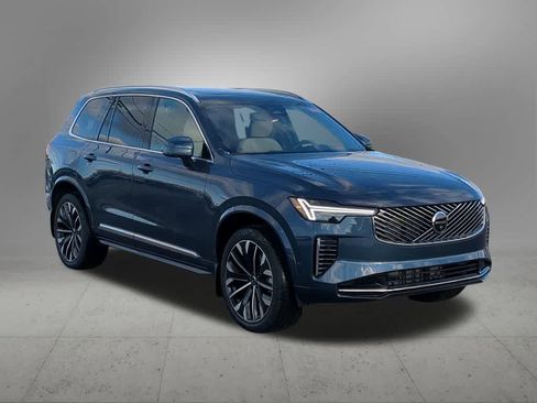 New 2026 Volvo XC90 B6 Plus w/ Protection Package Premier image 8