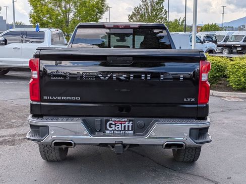 Used 2020 Chevrolet Silverado 1500 LTZ AWD/4WD image 5
