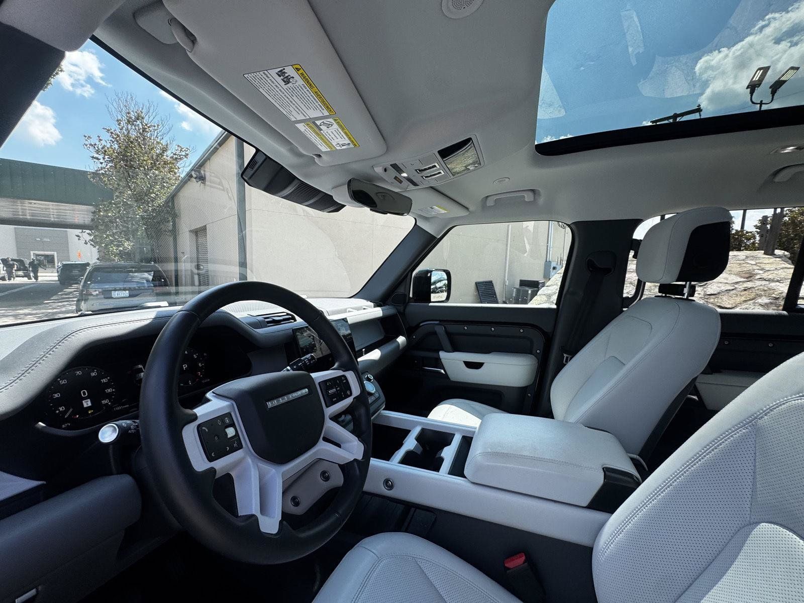 Certified 2025 Land Rover Defender 110 X-Dynamic SE AWD/4WD image 14