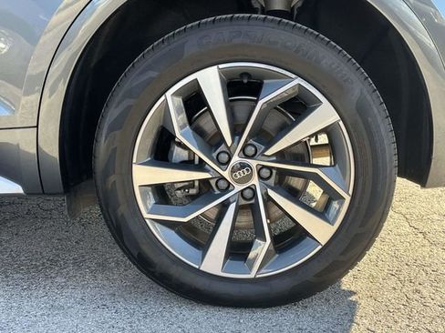 Used 2022 Audi Q5 2.0T Premium Plus w/ Premium Plus Package image 11