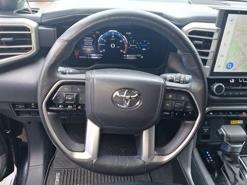 Used 2023 Toyota Sequoia Platinum AWD/4WD image 12