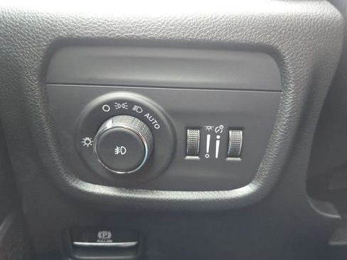 New 2026 Jeep Grand Cherokee Limited AWD/4WD image 11