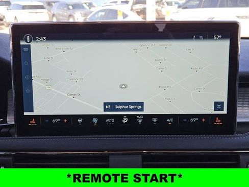 Used 2025 Lincoln Corsair Premiere w/ Equipment Group 101A image 11