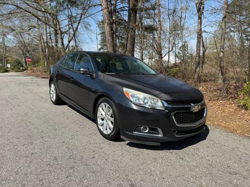 Used 2015 Chevrolet Malibu LT w/ Leather Package image 11