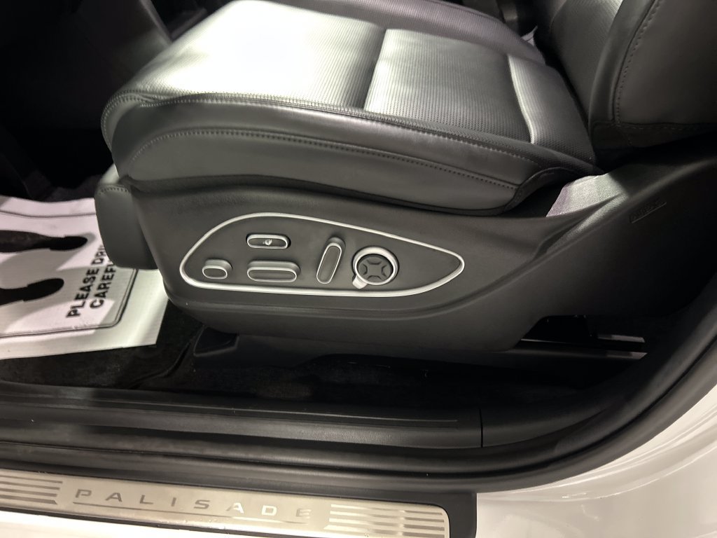 Used 2026 Hyundai Palisade Calligraphy AWD/4WD image 11