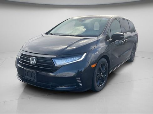 Used 2023 Honda Odyssey Sport image 9