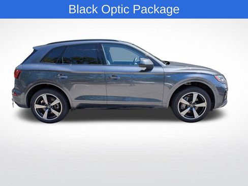 Used 2023 Audi Q5 2.0T Premium Plus w/ Premium Plus Package AWD/4WD image 2