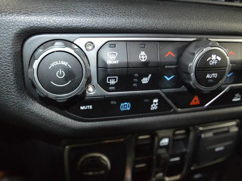 Used 2025 Jeep Wrangler Unlimited Sport S 4xe image 34