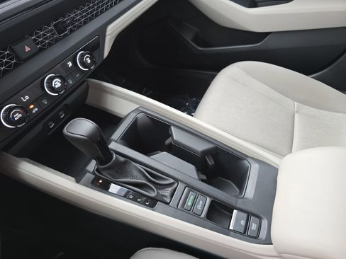 Used 2023 Honda Accord LX image 24