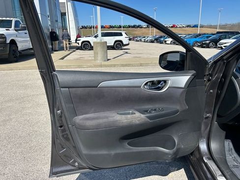 Used 2013 Nissan Sentra SR w/ Driver Pkg image 29