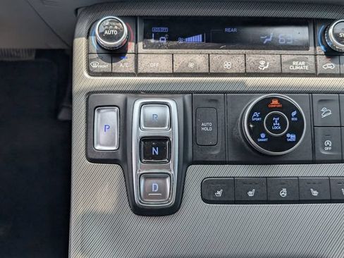 Used 2023 Hyundai Palisade SEL w/ Premium Package AWD/4WD image 22