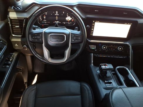 Used 2026 GMC Sierra 1500 Denali w/ Technology Package AWD/4WD image 18
