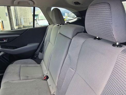 Used 2023 Subaru Outback Premium AWD/4WD image 17