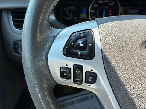 Used 2011 Ford Edge SEL w/ 202A Rapid Spec Order Code FWD image 25