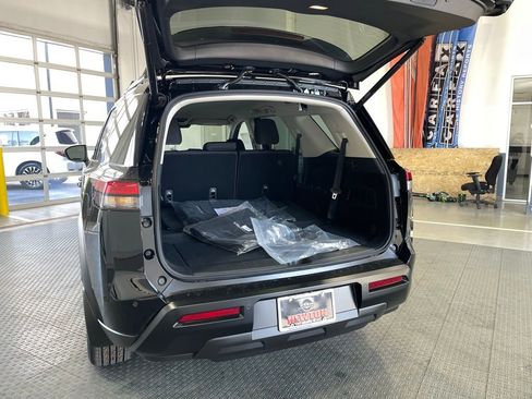 New 2026 Nissan Pathfinder SV FWD image 7