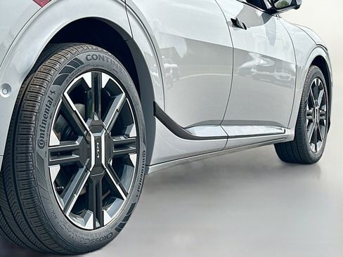 New 2025 Kia EV6 GT-Line image 13