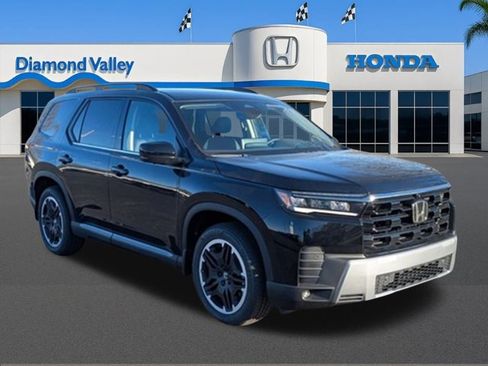 New 2026 Honda Pilot Touring image 1