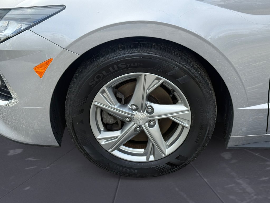 Used 2023 Hyundai Sonata SE FWD image 15