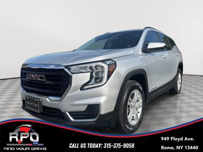 Used 2022 GMC Terrain SLE w/ Driver Convenience Package
