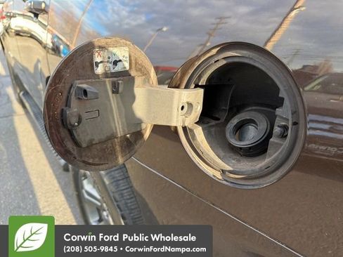 Used 2018 Chevrolet Tahoe LT w/ Luxury Package image 10