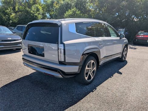 New 2026 Hyundai Ioniq 9 Limited image 7