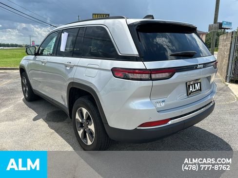 Used 2024 Jeep Grand Cherokee Limited 4xe AWD/4WD image 8