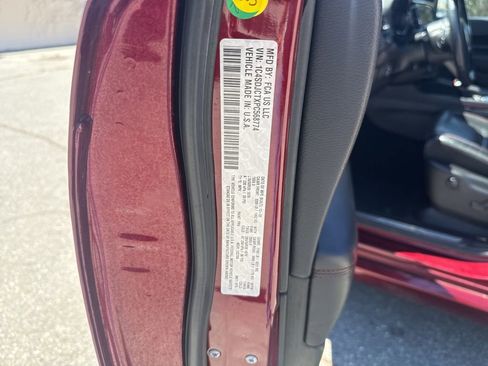 Used 2023 Dodge Durango R/T image 23