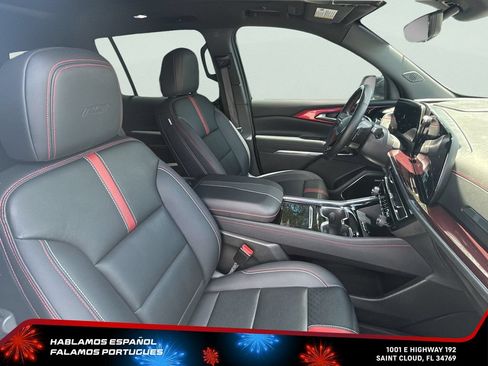 Used 2024 Chevrolet Traverse RS AWD/4WD image 28