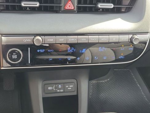 New 2026 Hyundai Ioniq 5 SE image 10