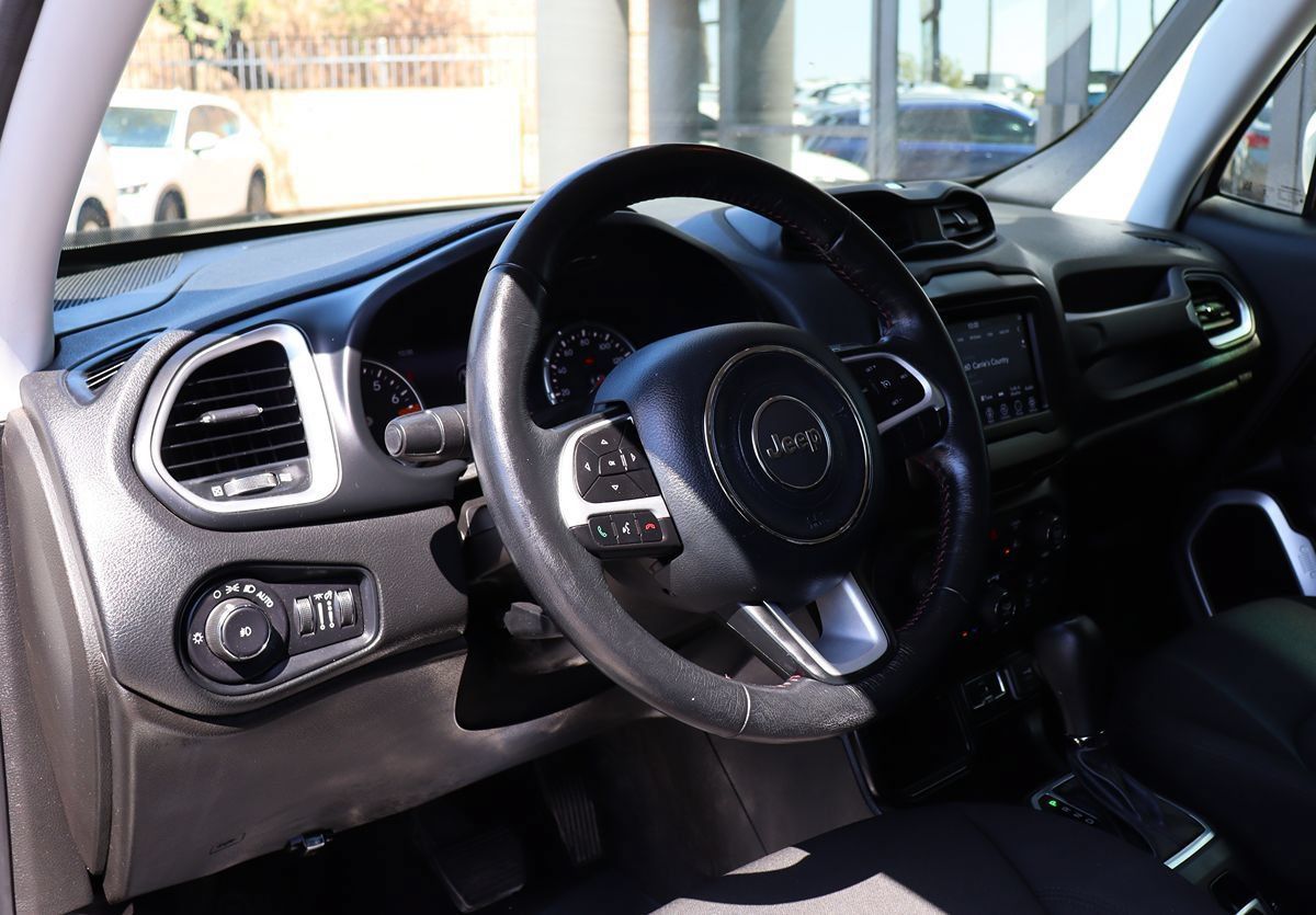 Used 2021 Jeep Renegade Latitude w/ Convenience Group FWD image 39